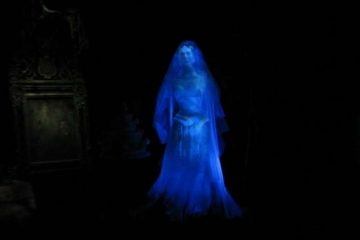 News On Topic blue_ghost_woman_by_plutoplus1-1024x618-360x240 Chilling Female Ghost Stories Entertainment Stories 